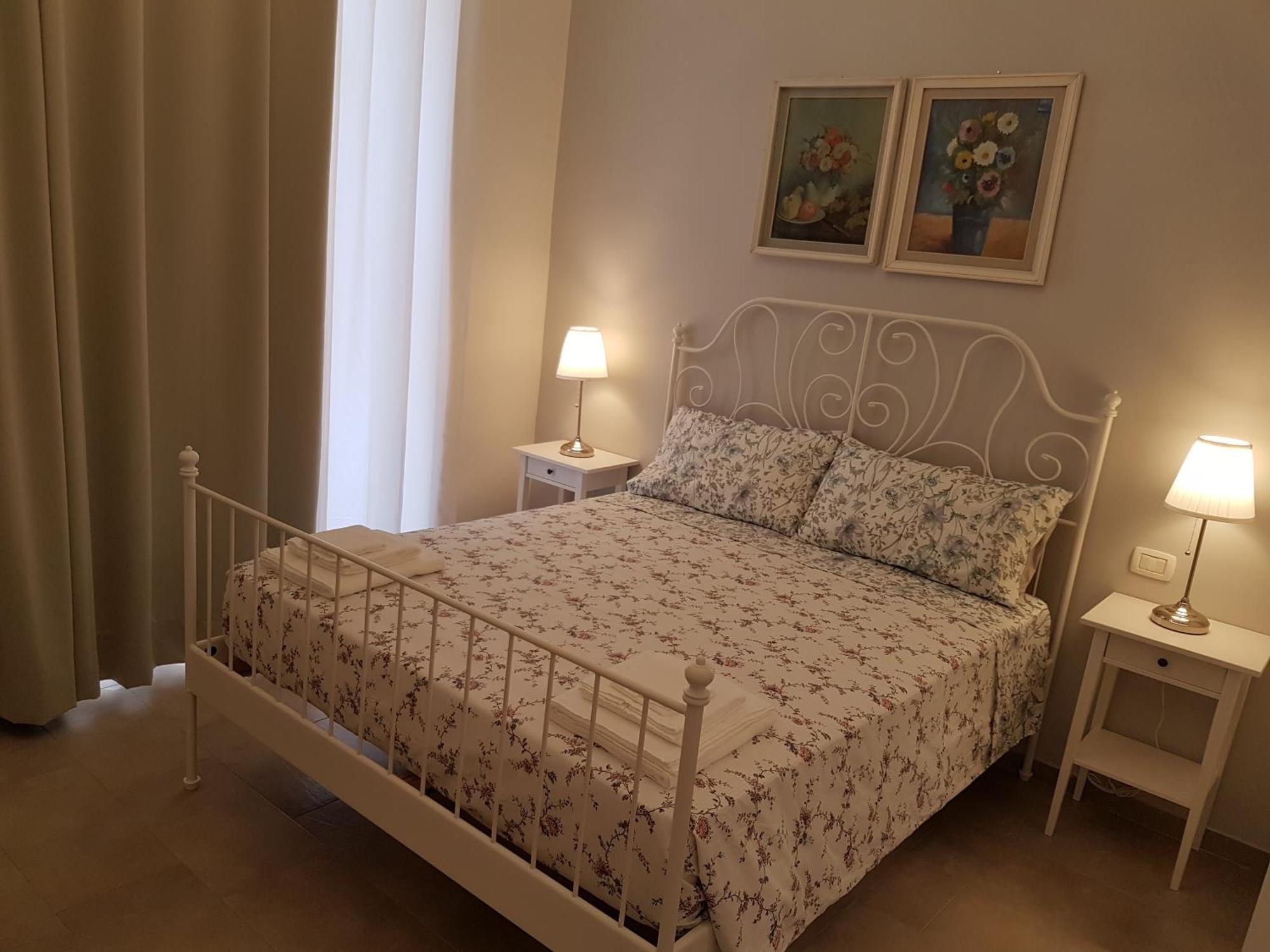 Gasthof Sanbiagio, 25 Neapel
