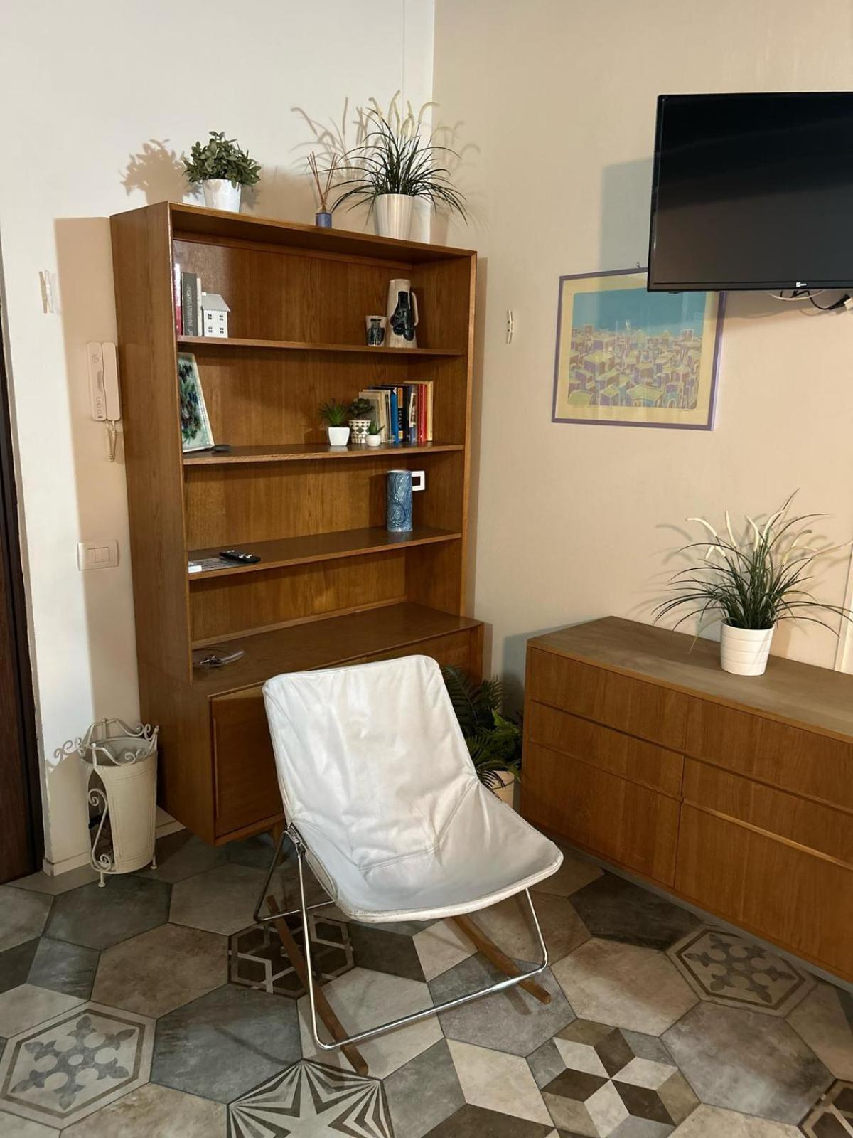 Sanbiagio, 25 3* Neapel