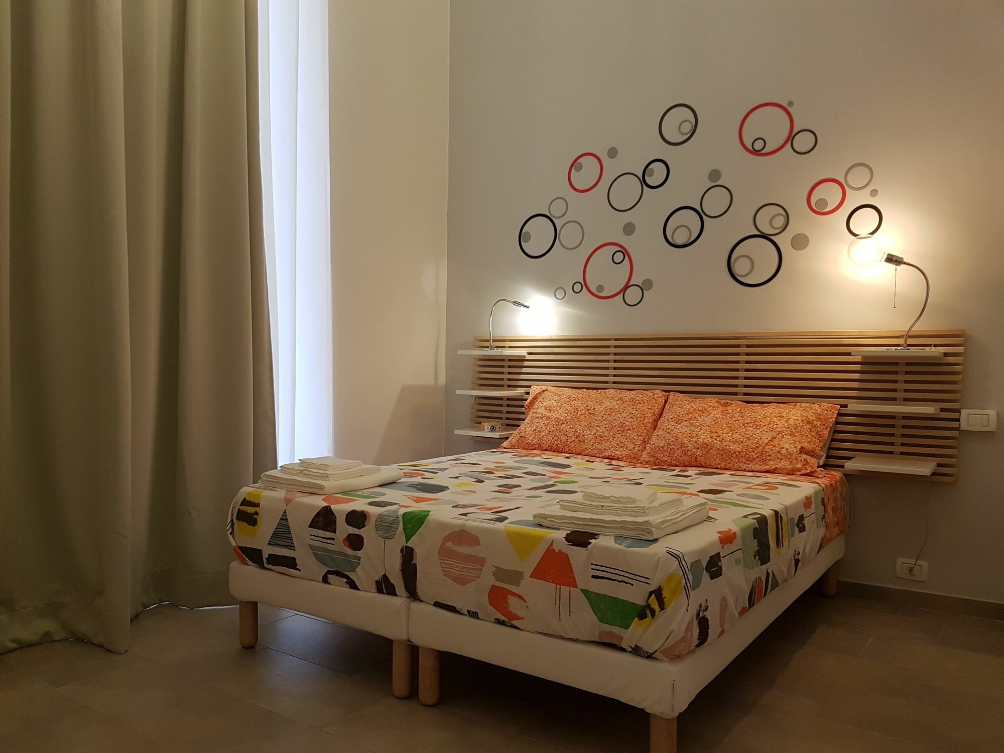 Gasthof Sanbiagio, 25 Neapel
